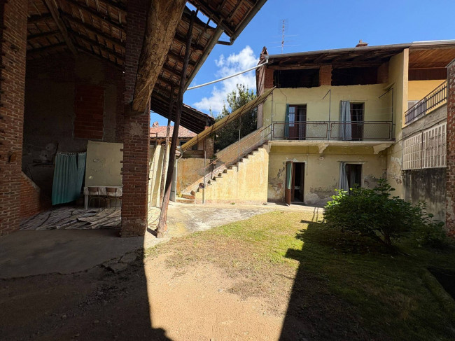  Entrer chambres maximum Vente au Barone Canavese