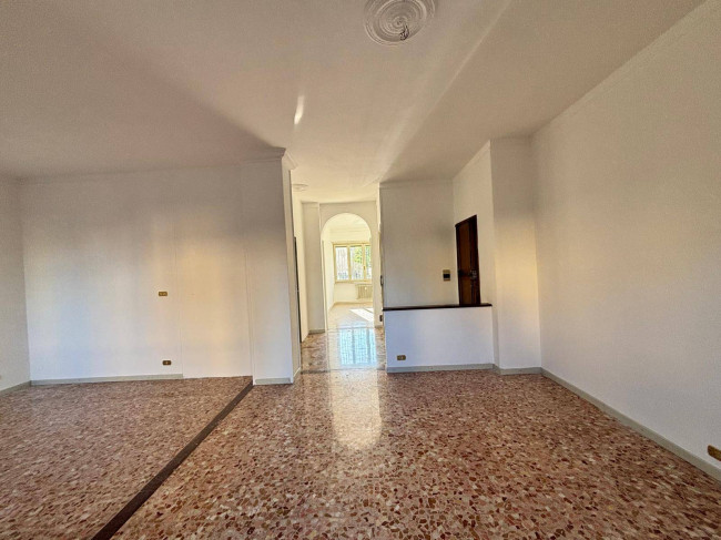 4 locali in Vendita a Settimo Torinese