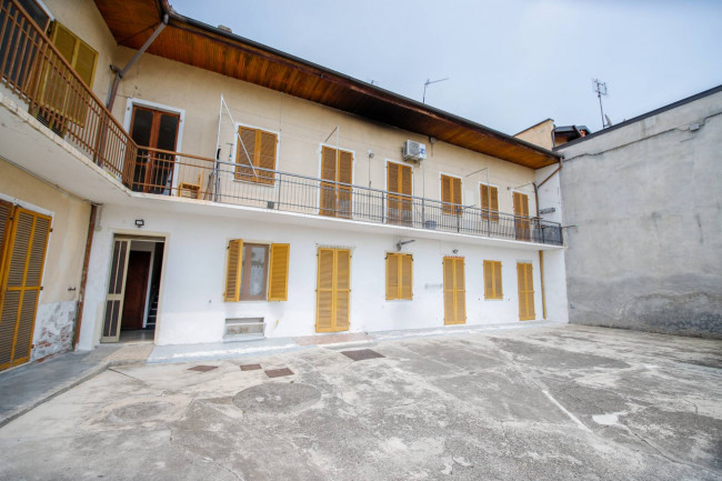Appartamento in Vendita a Candia Canavese