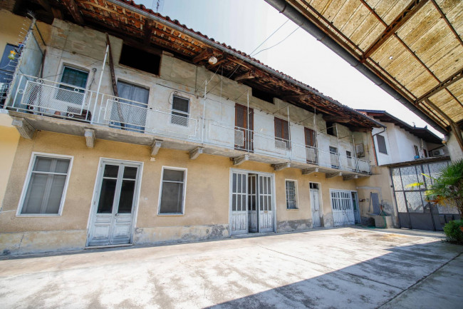 Casa semindipendente in Vendita a San Giorgio Canavese