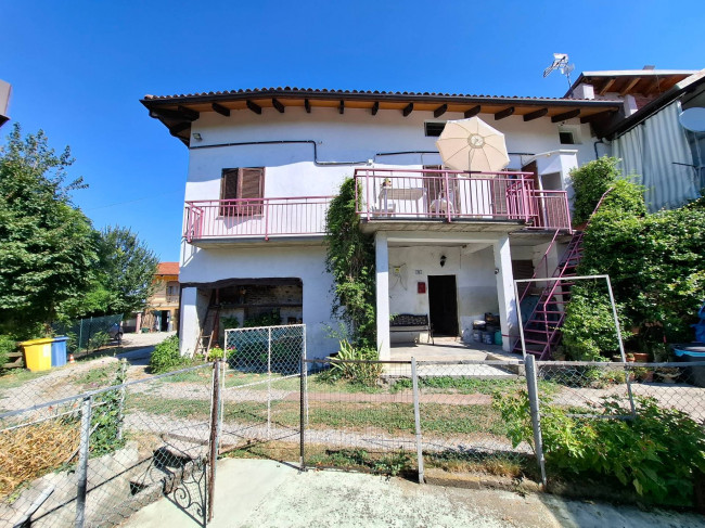 Casa semindipendente in Vendita a Castiglione Torinese