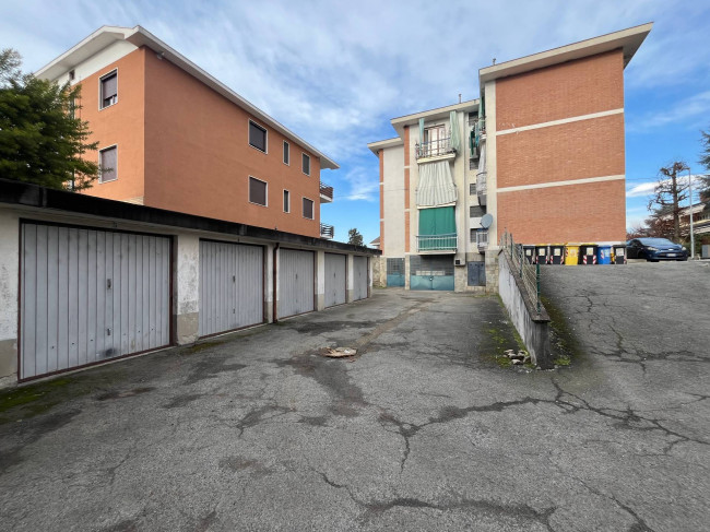 Box o garage in Vendita a Brandizzo