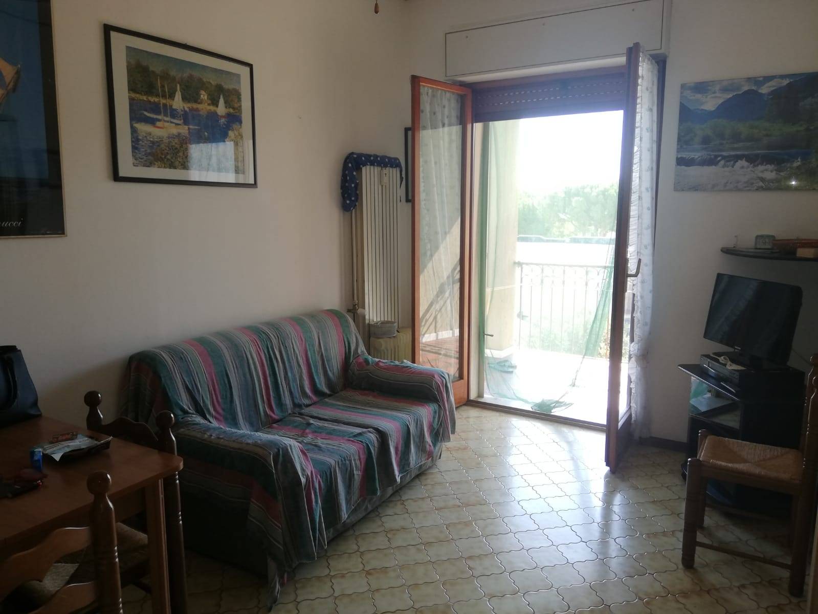 Appartamento CERIALE affitto    For rent srl