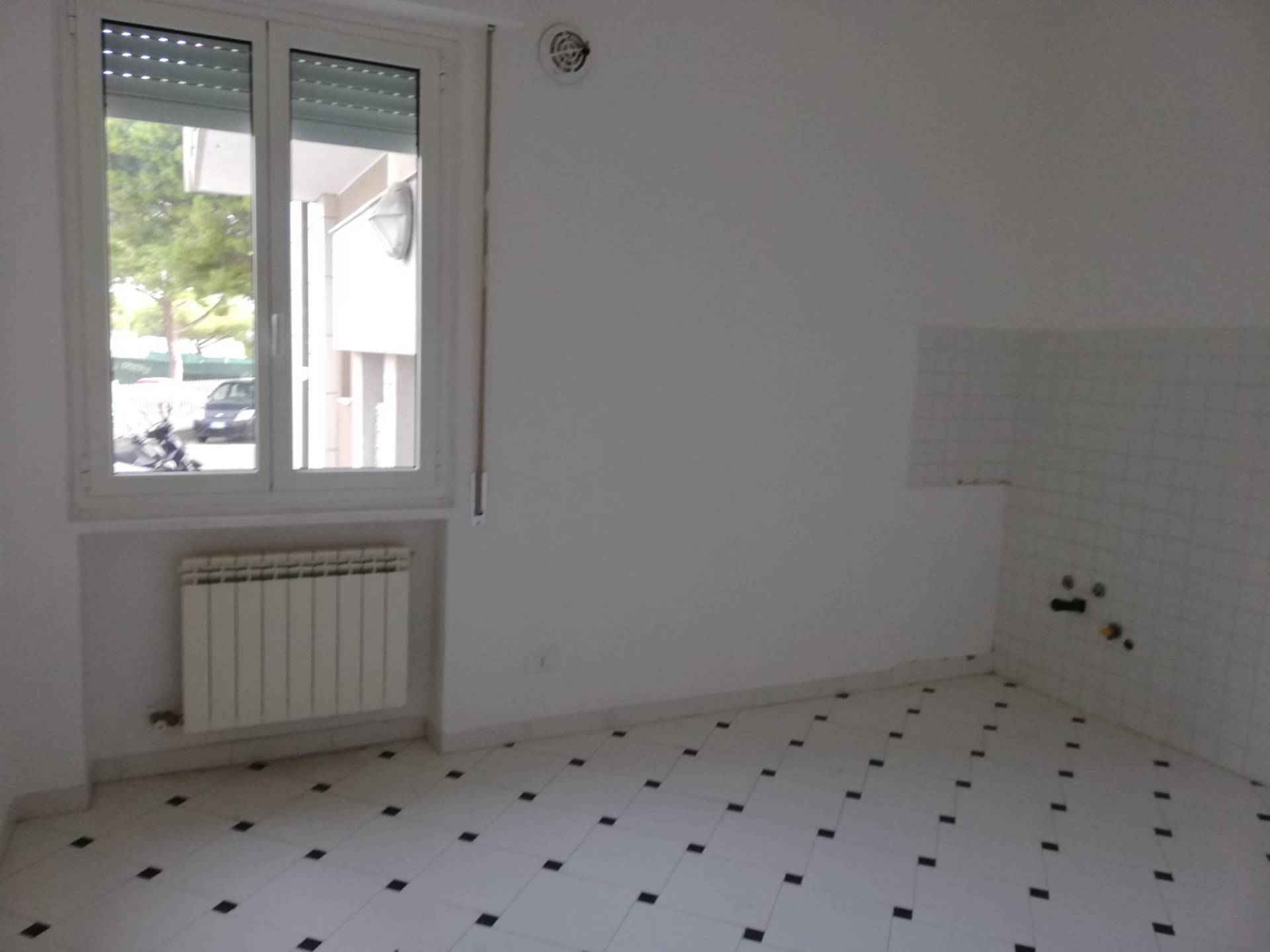 Appartamento ALBENGA affitto    For rent srl