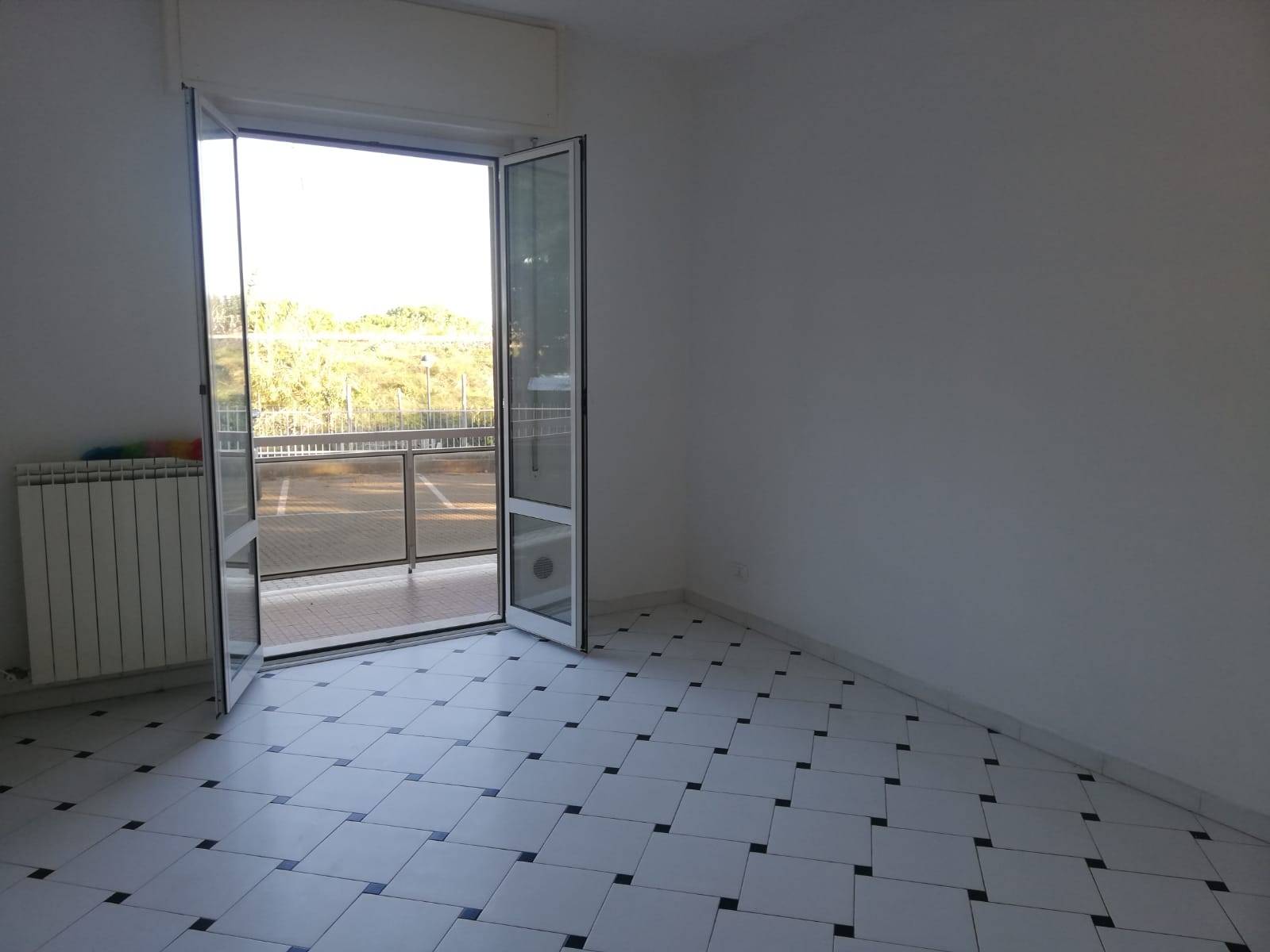 Appartamento ALBENGA affitto    For rent srl