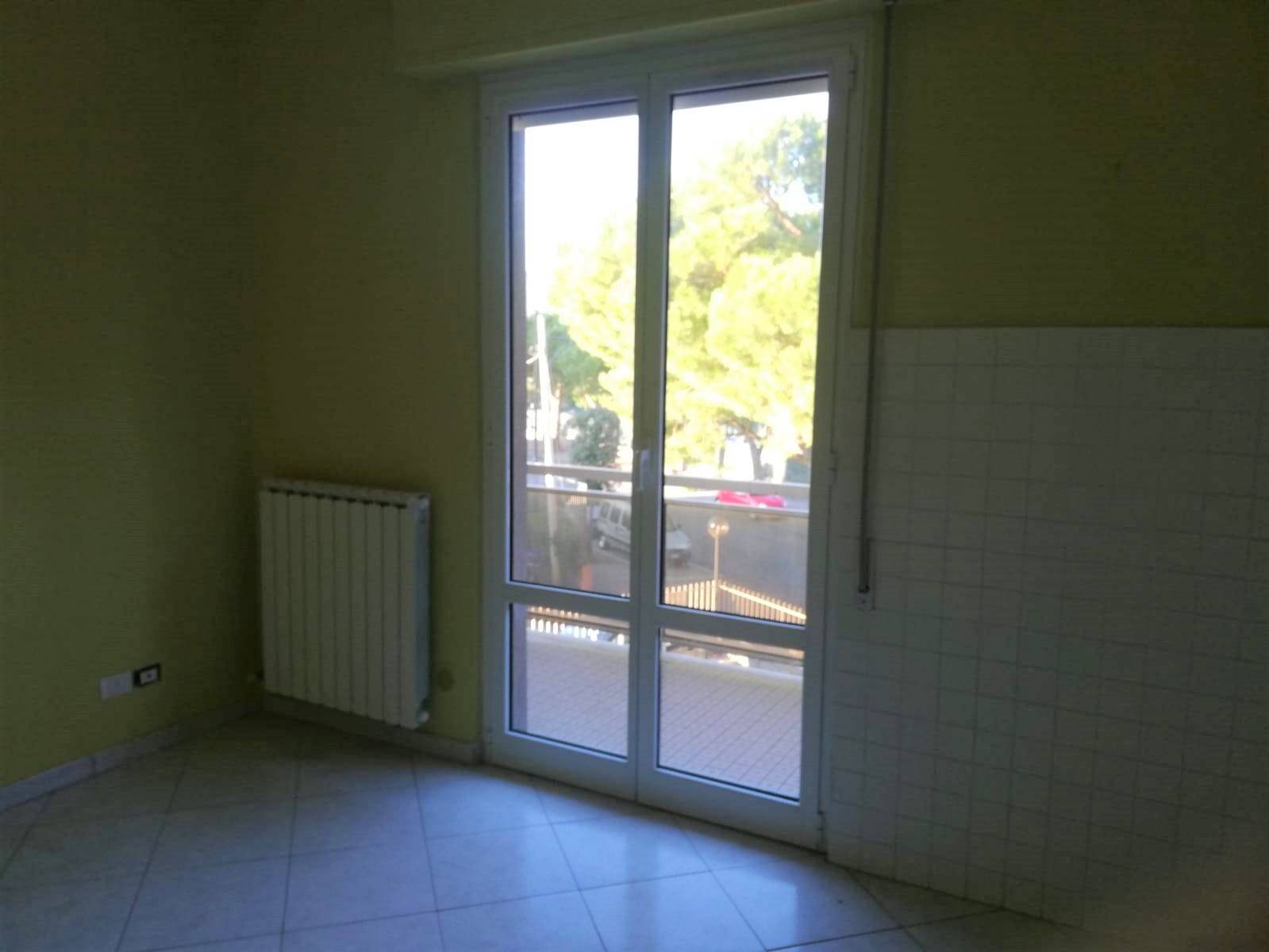 Appartamento ALBENGA affitto    For rent srl