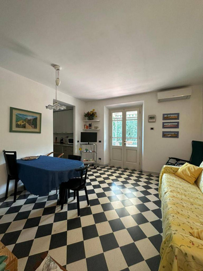 Casa semi-indipendente in affitto a Forte Dei Marmi (LU)