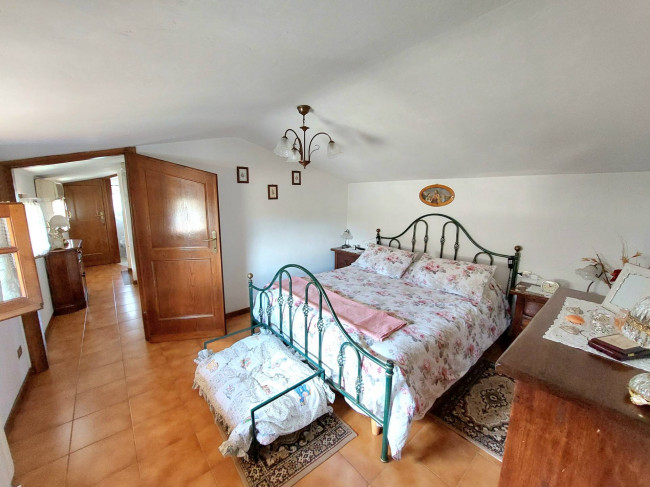 Casa indipendente in affitto a Pietrasanta (LU)